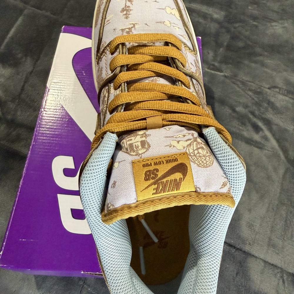 Nike SB Sneakers - Picture 6 of 8